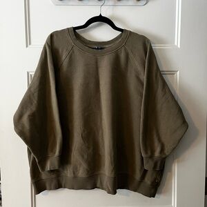 Old Navy Women’s Olive Crewneck Sweater | XXL